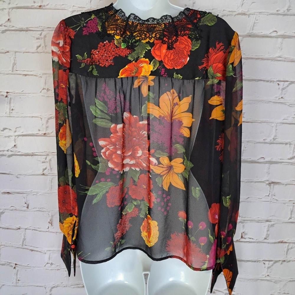 Guess by Marciano Floral Sheer Blouse with Lace Trim - Picture 4 of 9